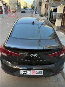 هیۆندای ئەلەنترا